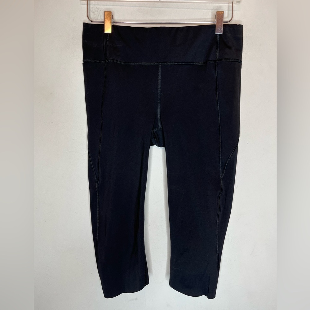 Athleta Crop Leggings Size Medium